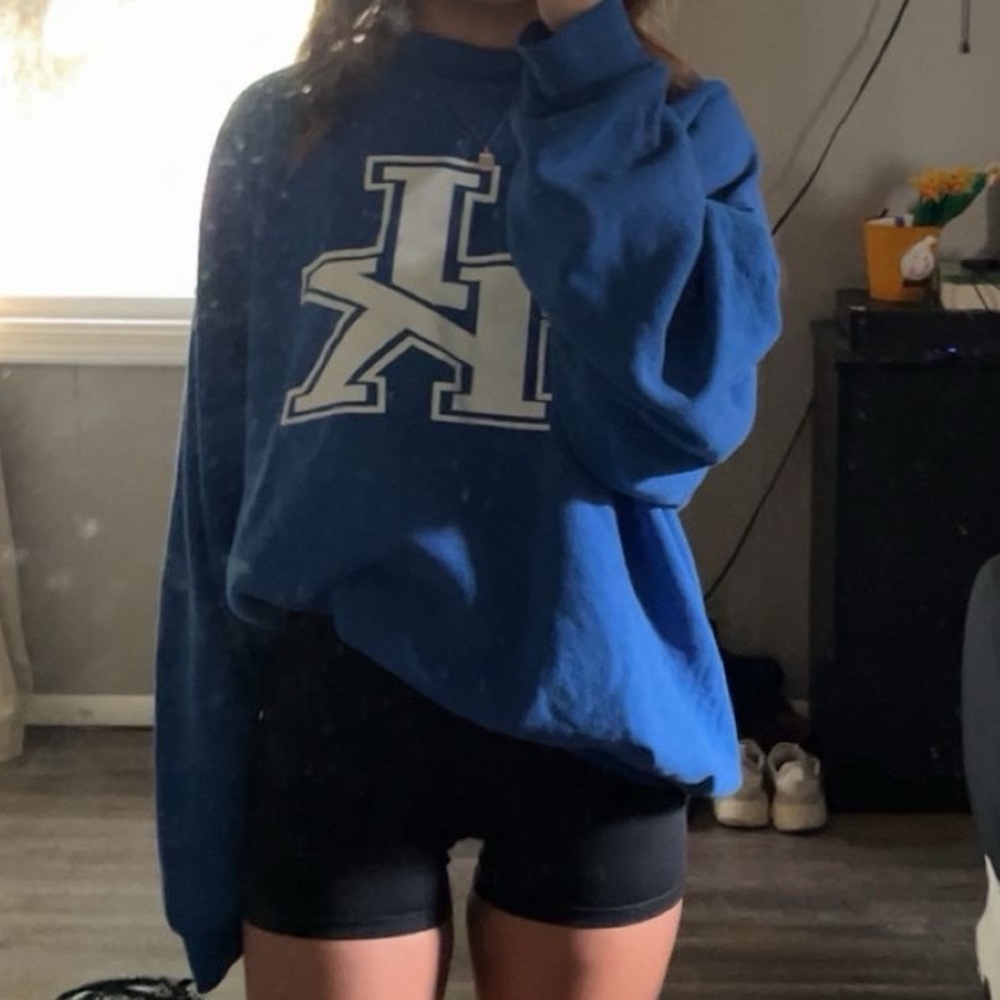 KENTUCKY BLUE CREWNECK